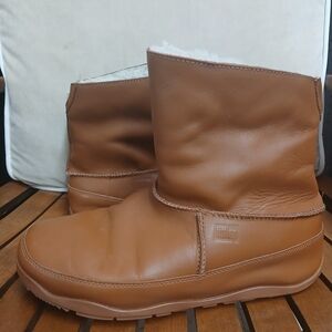 FitFlop Womens Original Mukluk Shorty Shearling Leather Boots Size 10 Brown